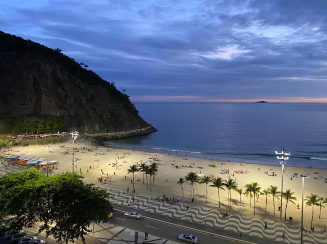 Apartamento Apto. Leme 10º Andar Frente O Mar Río de Janeiro